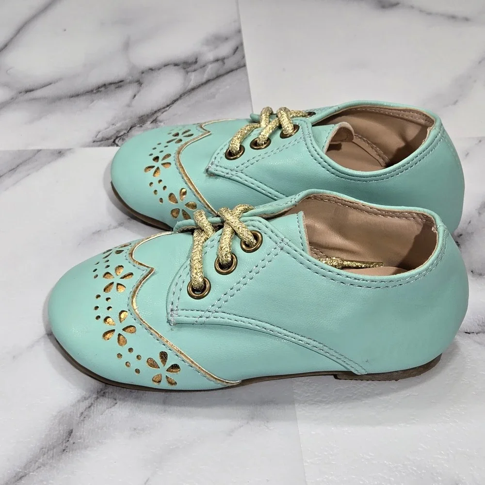 The Doll Maker Oxford Shoes Girls Size 5 Mint Green Gold Floral Cutout Dress